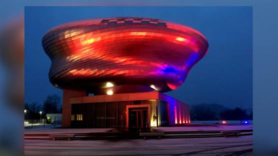 KRAUS Scherenhubtisch im PANEUM